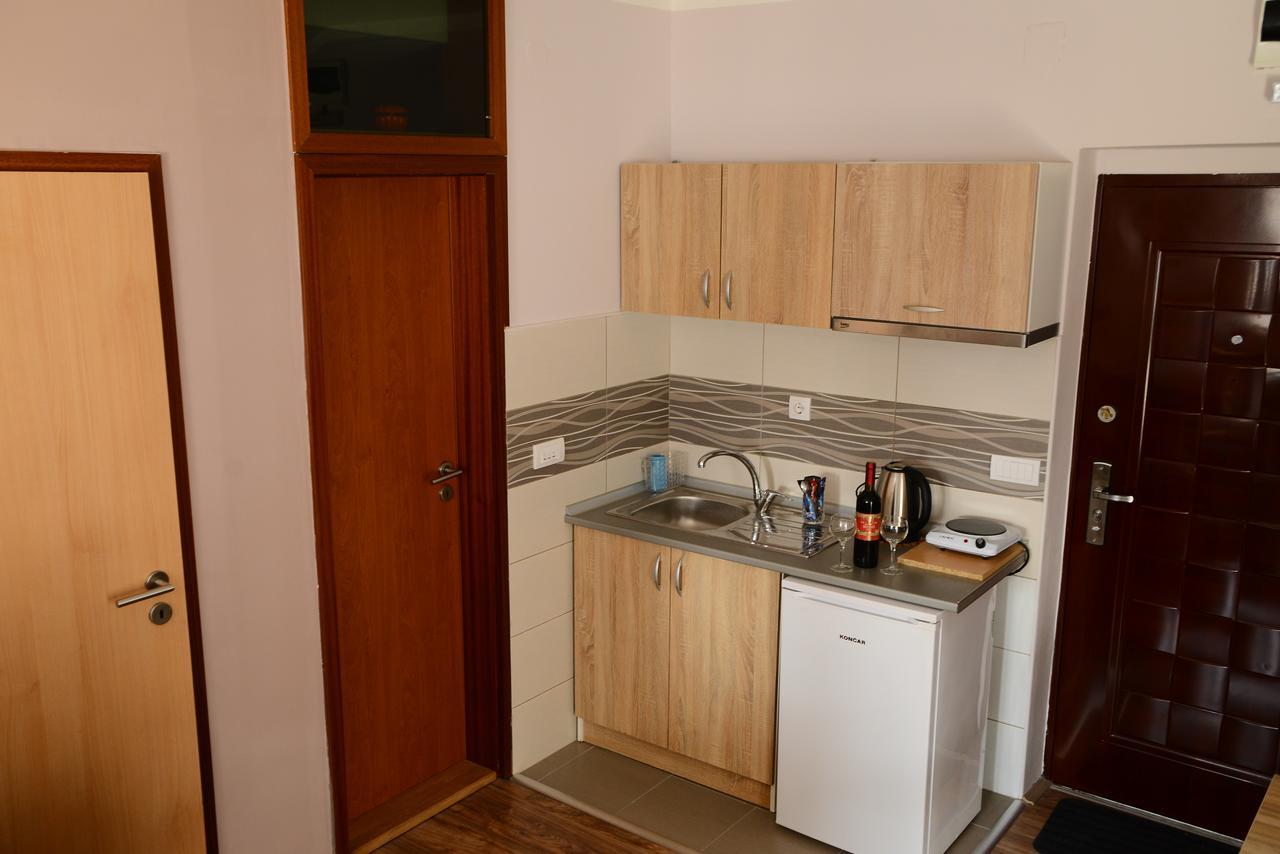 Athos Apartments นิส ภายนอก รูปภาพ